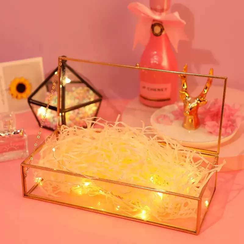 ورق الرافيا الممزق ورق الرافيا الممزق